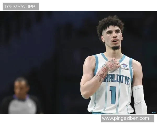 黄蜂主帅鲍尔需提升领导力承担更多责任,季前赛多启用新秀_新闻